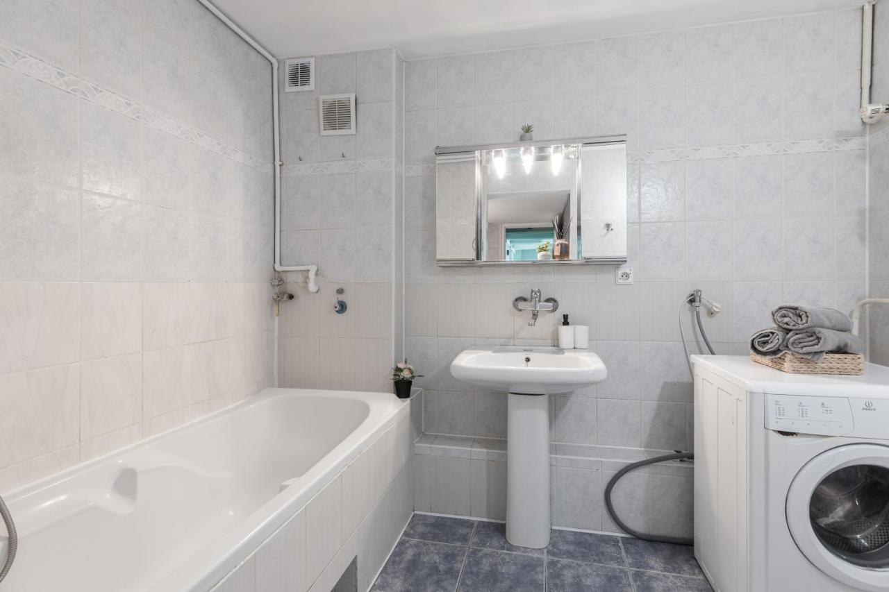 Superapart Marszalkowska 19 Urban Hideaway With Modern Comforts