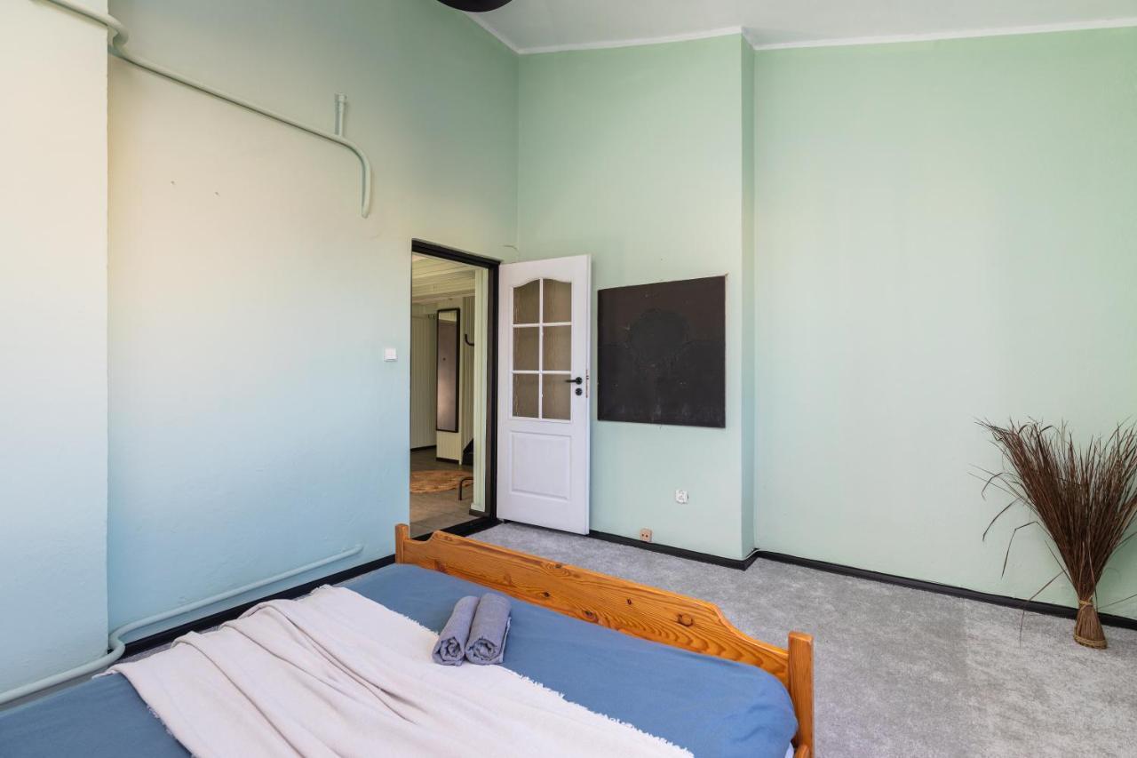 Апартаменти Superapart Marszalkowska 19 Urban Hideaway With Modern Comforts